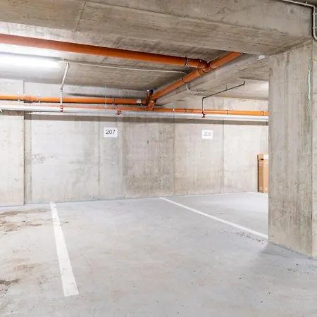 Brand New Two #34 With Free Secure Parking In The Center Апартаменты